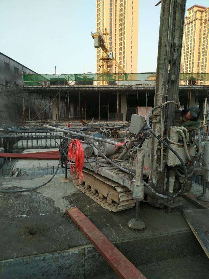 江汉石油管理局房屋地基下沉处理方法